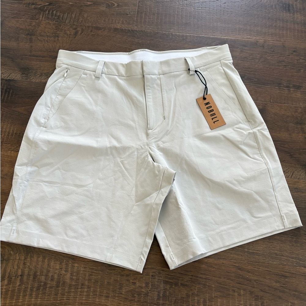 NOBULL Men's Cream Flat Front Shorts - size 34